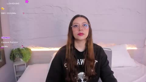 Lanna online show from March 11, 12:20 pm