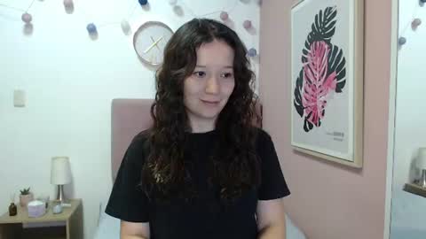 Lanna online show from July 7, 1:25 pm