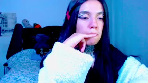 LANNIE   online show from May 24, 1:59 am