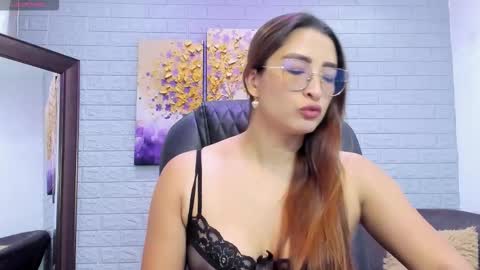      700  200   online show from November 6, 7:42 pm