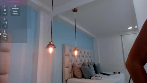 Lara Sweet online show from April 8, 11:56 am