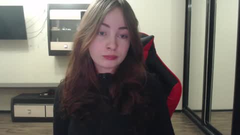 Laralianna online show from February 6, 6:13 pm