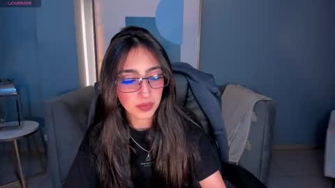 Larisa Smirnov online show from October 28, 4:29 am