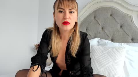 Larissa online show from January 11, 12:07 pm