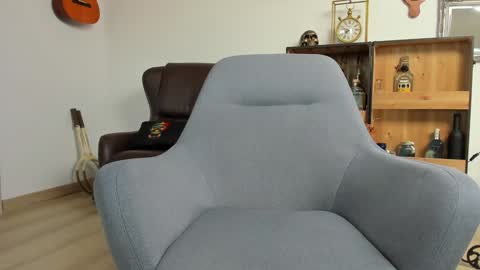 Larissa online show from September 20, 12:25 pm