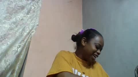 larissa645771 online show from June 1, 6:48 am