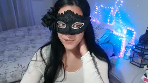 Auri online show from April 23, 8:22 pm