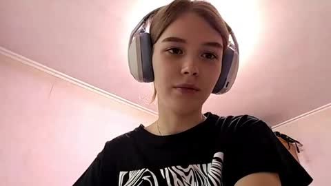 Linet online show from April 5, 9:08 am