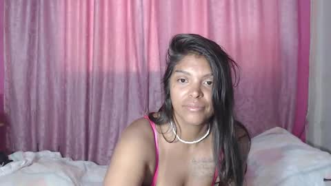 Snapshot of latin_meg chatting on October 21, 3:16 pm M E G A N online show from October 21, 3:16 pm