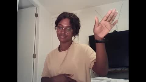 Snapshot of latina033 chatting on October 26, 11:55 pm latina033 online show from October 26, 11:55 pm