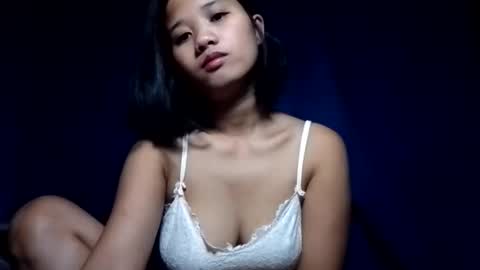 latina_shaine online show from April 18, 10:31 pm