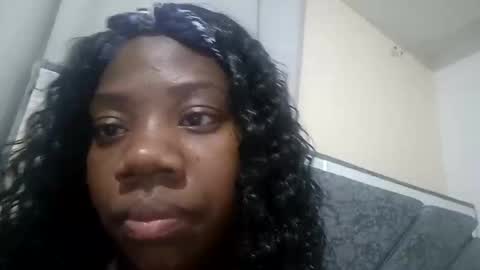 Latinhoney487 online show from April 6, 5:41 am