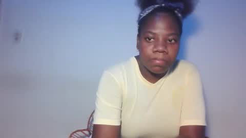 Latinhoney487 online show from April 9, 5:43 am