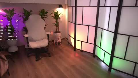 IG 1lau  1 X 1lau  1 online show from June 13, 9:45 pm
