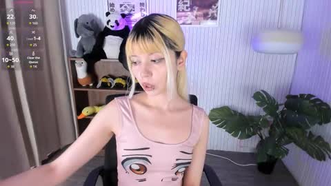 laukyubey1 online show from March 30, 7:57 pm