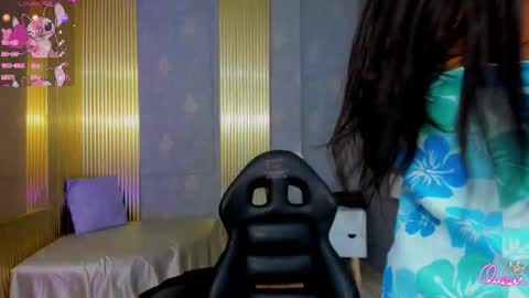 laulin_tay online show from March 10, 4:27 am