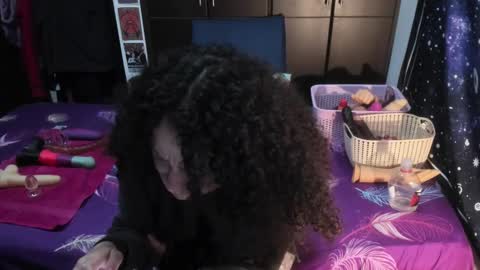  Wen  online show from November 25, 8:31 pm