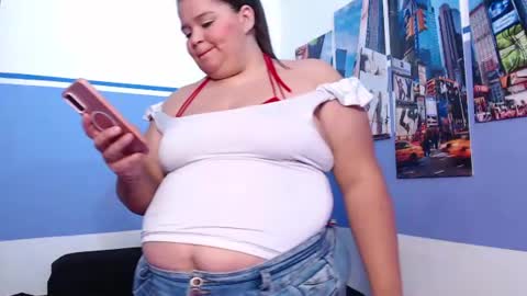 LAURA online show from July 18, 1:24 pm