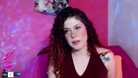 weedcam Curly Laura OF    online show from March 3, 2:34 pm