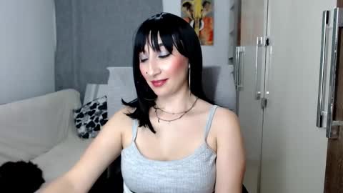 Laura online show from January 15, 12:38 am