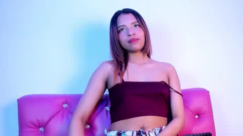 laura_serena online show from December 18, 1:05 pm