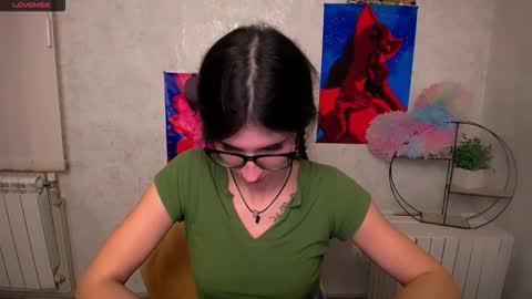 Laura online show from November 14, 1:22 pm