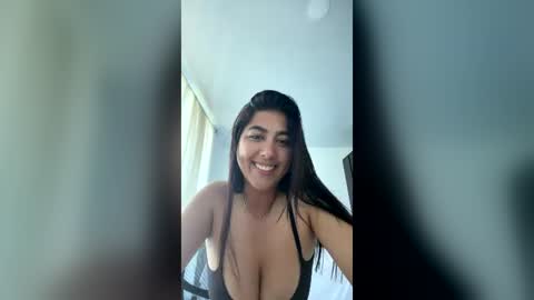 laurasierra online show from June 23, 4:05 pm
