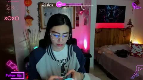 Lauren online show from March 4, 9:18 am