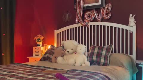 Lauren Brite online show from March 29, 9:47 pm