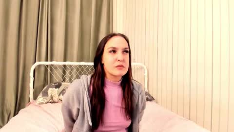 Victoria online show from November 18, 8:21 pm