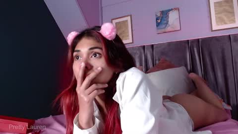 laurenn__1 online show from September 23, 6:39 pm