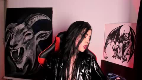  LAUREN INDEPENDENT MODEL HELP ME REACH 100 LIKES PLS  online show from October 23, 4:40 am