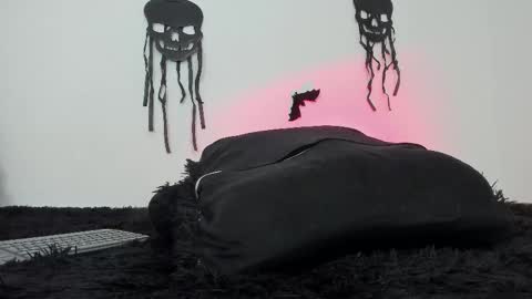 laurensmith9 online show from October 29, 10:56 pm