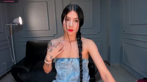 Lau  online show from November 5, 3:34 am