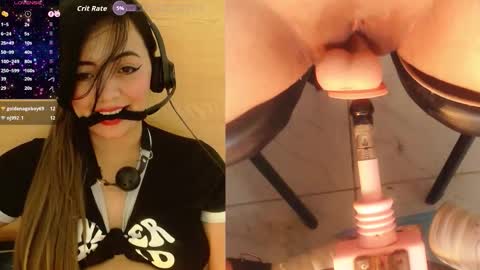 lauriss_ online show from March 26, 5:47 pm