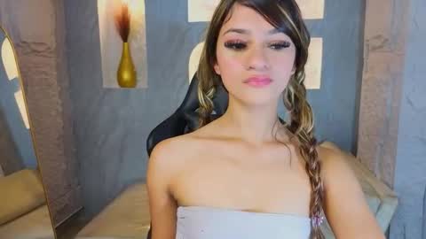 Laurita  online show from February 3, 3:26 am