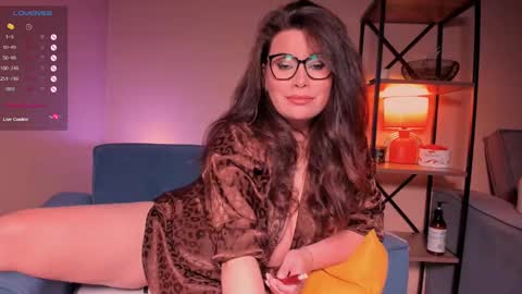 Snapshot of laverna_black chatting on January 27, 3:47 am Laverna online show from January 27, 3:47 am
