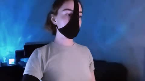 Lavinda online show from January 13, 6:01 pm