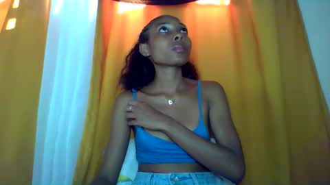 layannek online show from December 15, 6:29 am