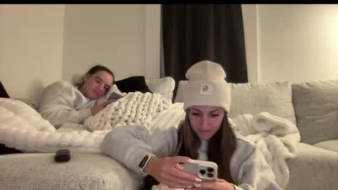 laylahlaylah1 online show from December 2, 10:12 pm