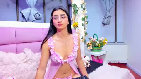 LEA online show from April 8, 3:30 am