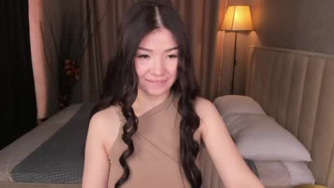 lea_apple online show from June 3, 12:12 am
