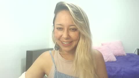 leah_susman online show from November 22, 1:41 am