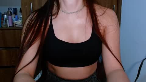 Snapshot of leanaalhub chatting on March 9, 3:11 am leanaalhub online show from March 9, 3:11 am