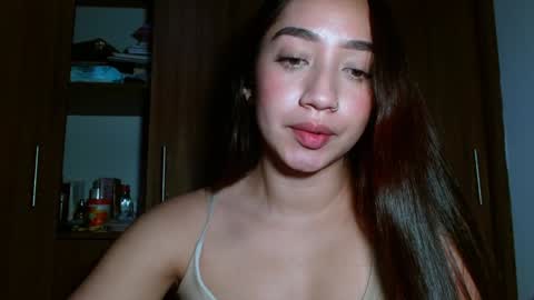 Snapshot of leanaalhub chatting on December 14, 3:50 am leanaalhub online show from December 14, 3:50 am