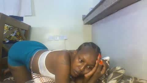 Snapshot of lee_cammie chatting on October 16, 11:29 pm Lee cammie online show from October 16, 11:29 pm
