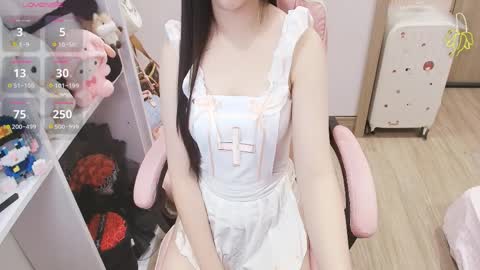 Lee online show from April 2, 1:41 pm