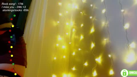 hey Im Leia and I love rock  online show from November 28, 8:23 pm