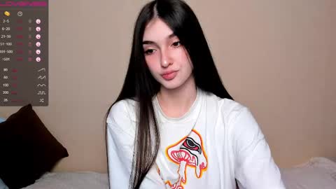 Leila online show from March 24, 12:10 pm