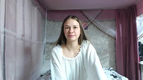 leila_bambi_ online show from November 15, 1:01 pm